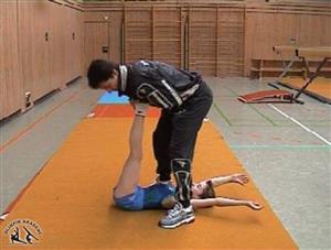 strechıng cimnastik esnetmeleri